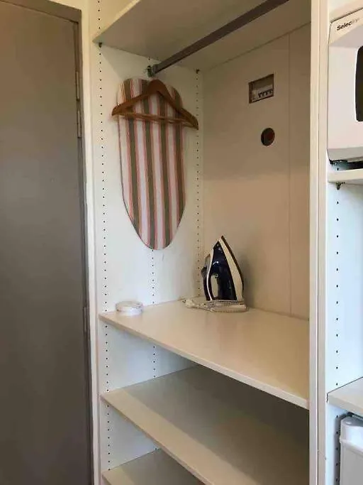 アパート Studio In Saint Tropez, Swimming Pool And Parkingアパートメント フランス